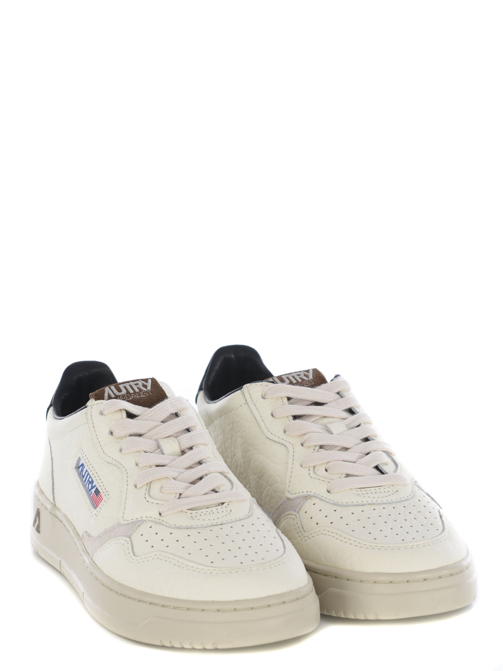 Sneakers Autry "Medalist Low" <BR/> 