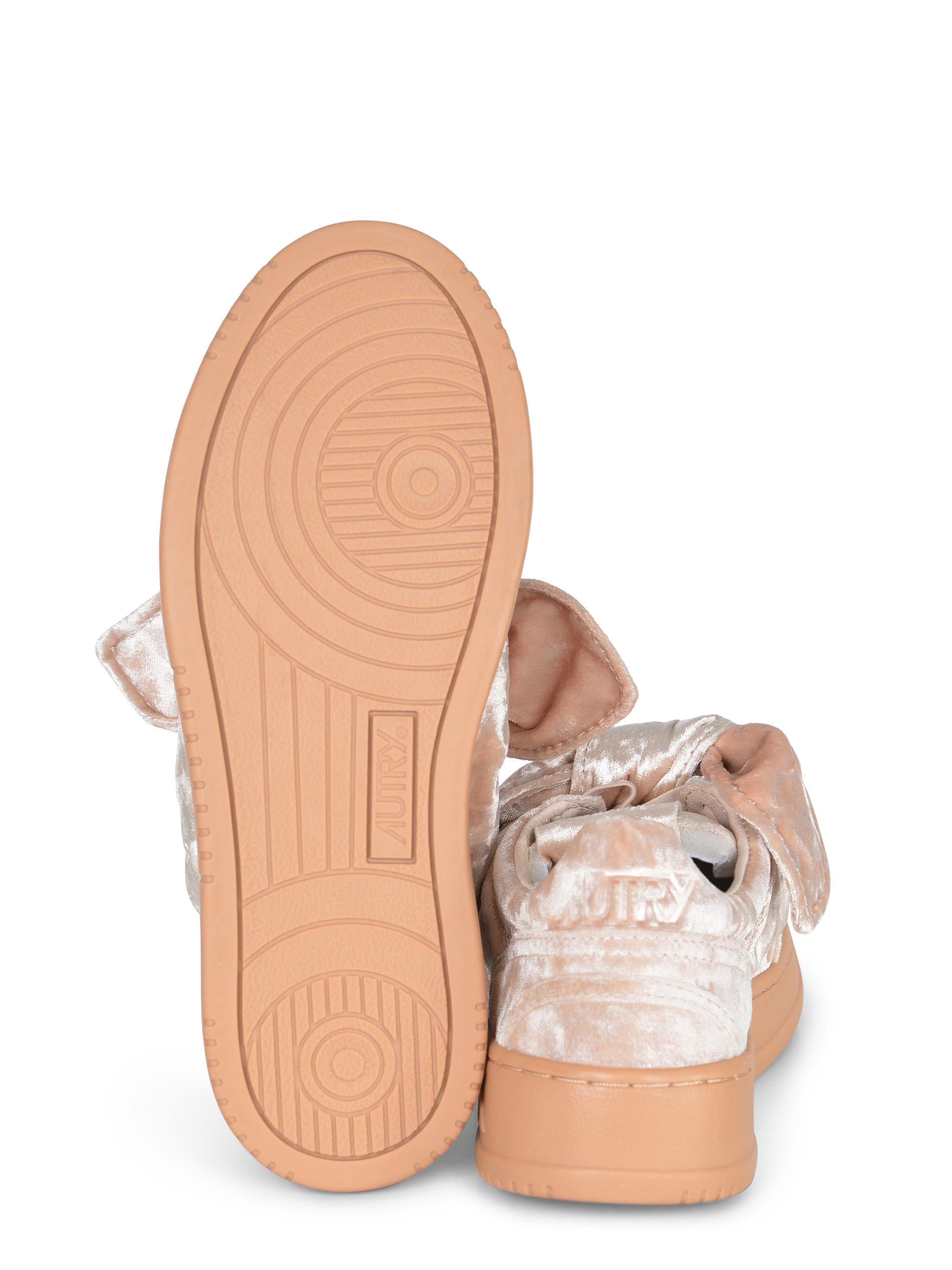 Sneakers Autry "Medialist Low" 