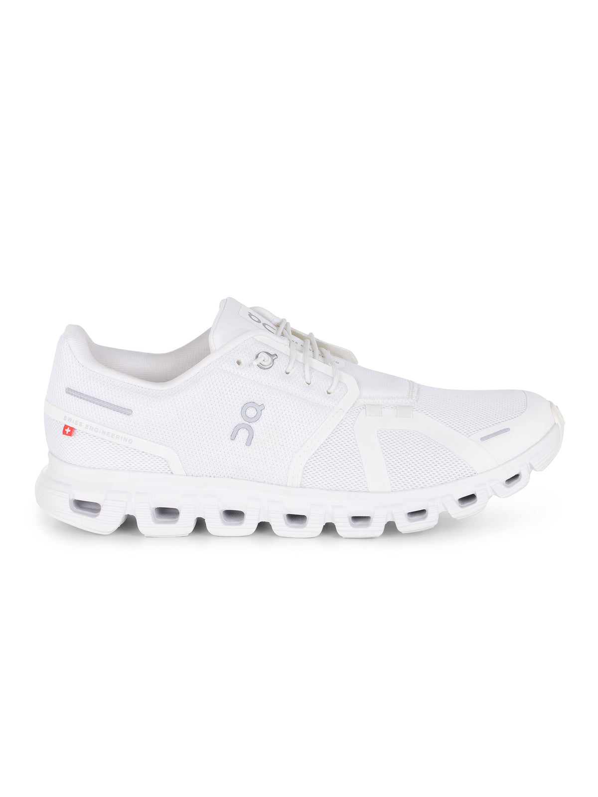 Sneakers ON "Cloud 6" 