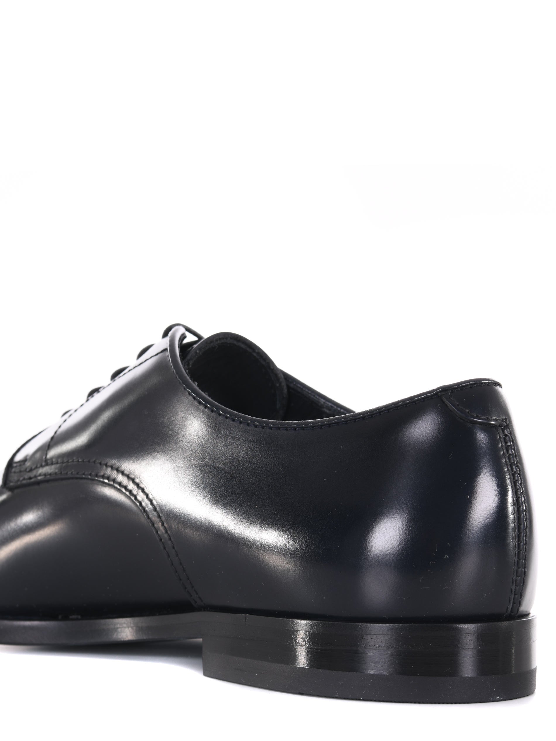 Scarpa derby Doucal's "Old" 